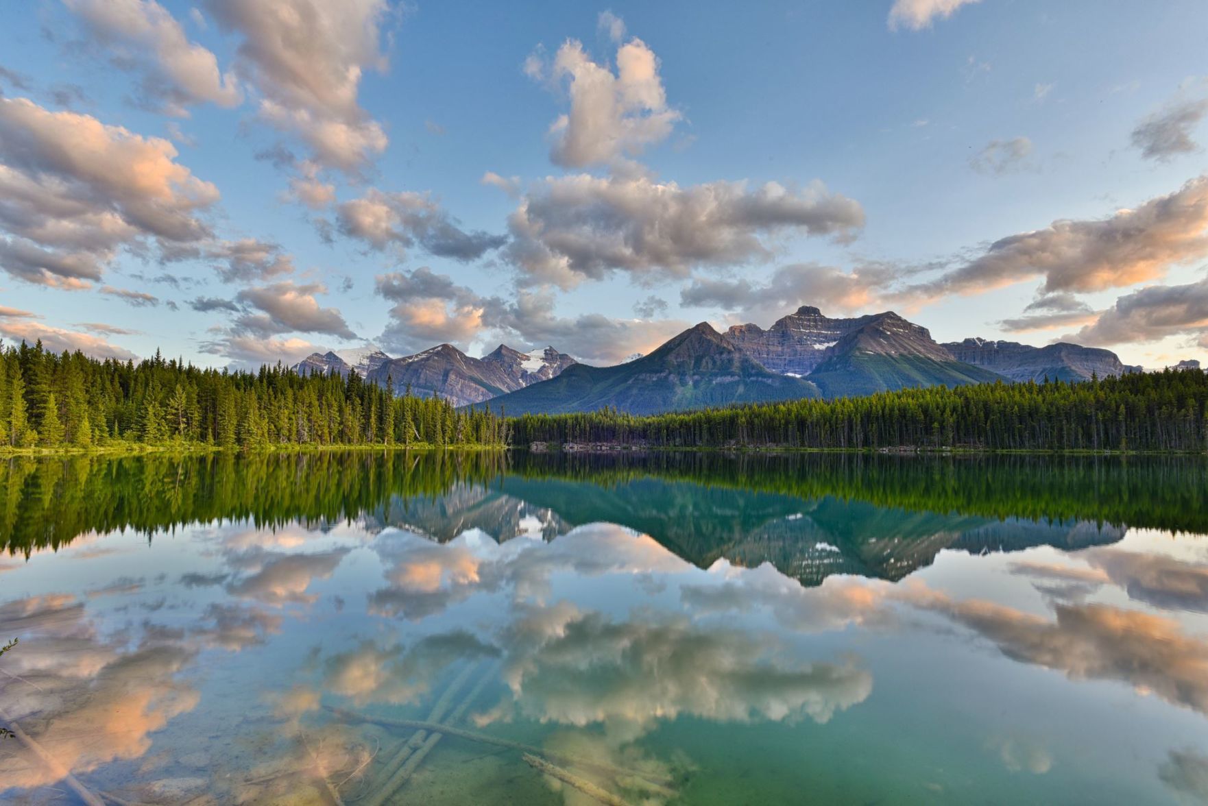Herbert Lake, Banff National Park, Canada, August 2019